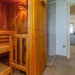 펜션 Front In With Sauna *