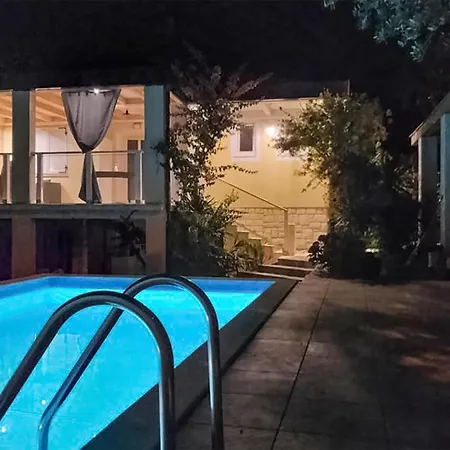 Hébergement de vacances Gorgeous In With Sauna *