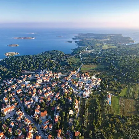 Hébergement de vacances Gorgeous In With Sauna Premantura