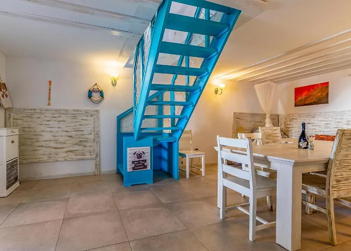 Gorgeous In With Sauna Hébergement de vacances Premantura